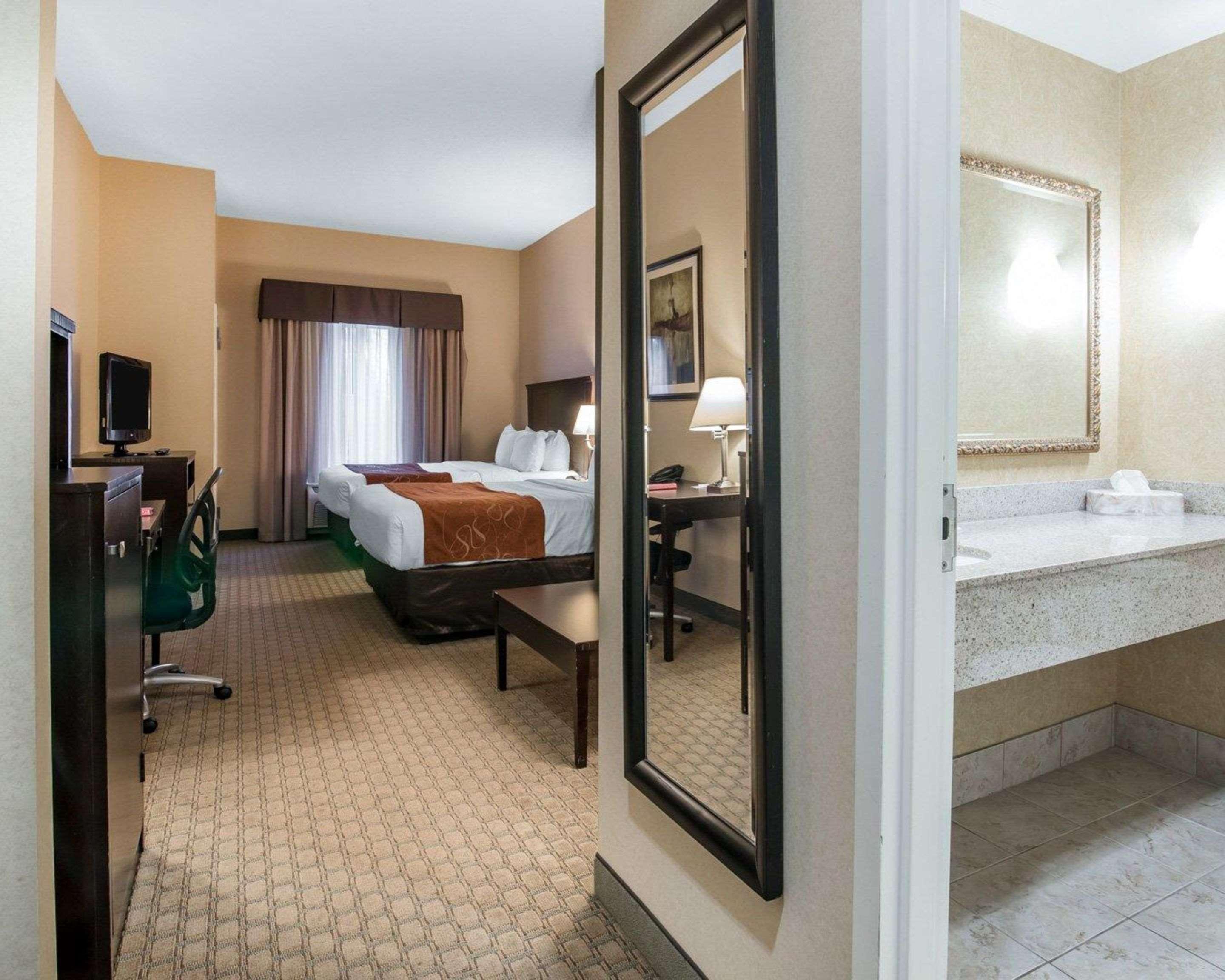University Inn Vestal מראה חיצוני תמונה